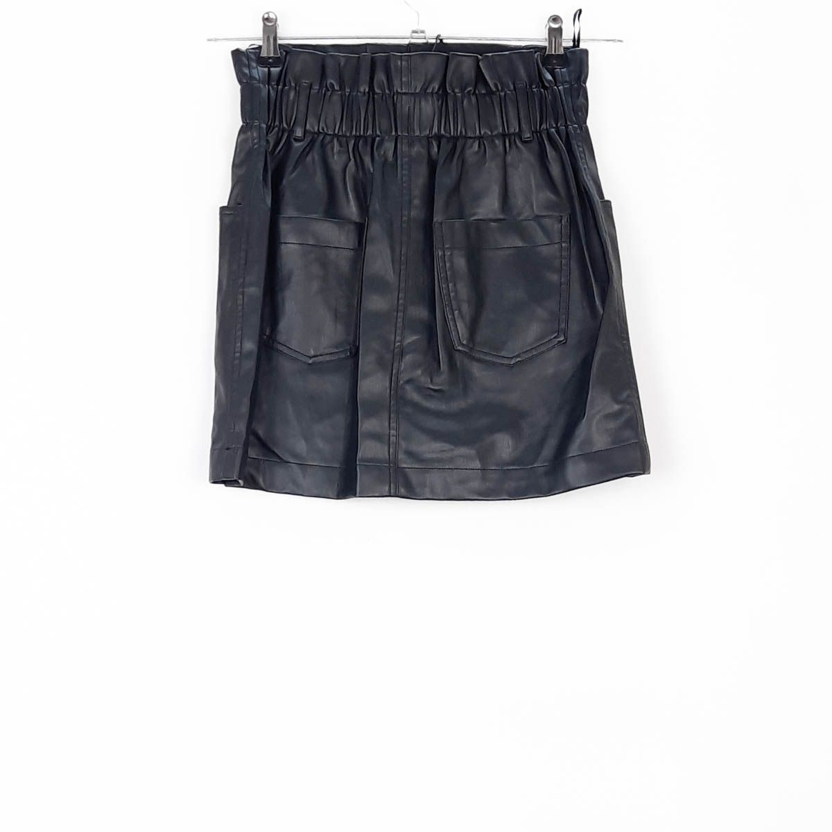 Falda NUEVA tipo piel Zara Talla S