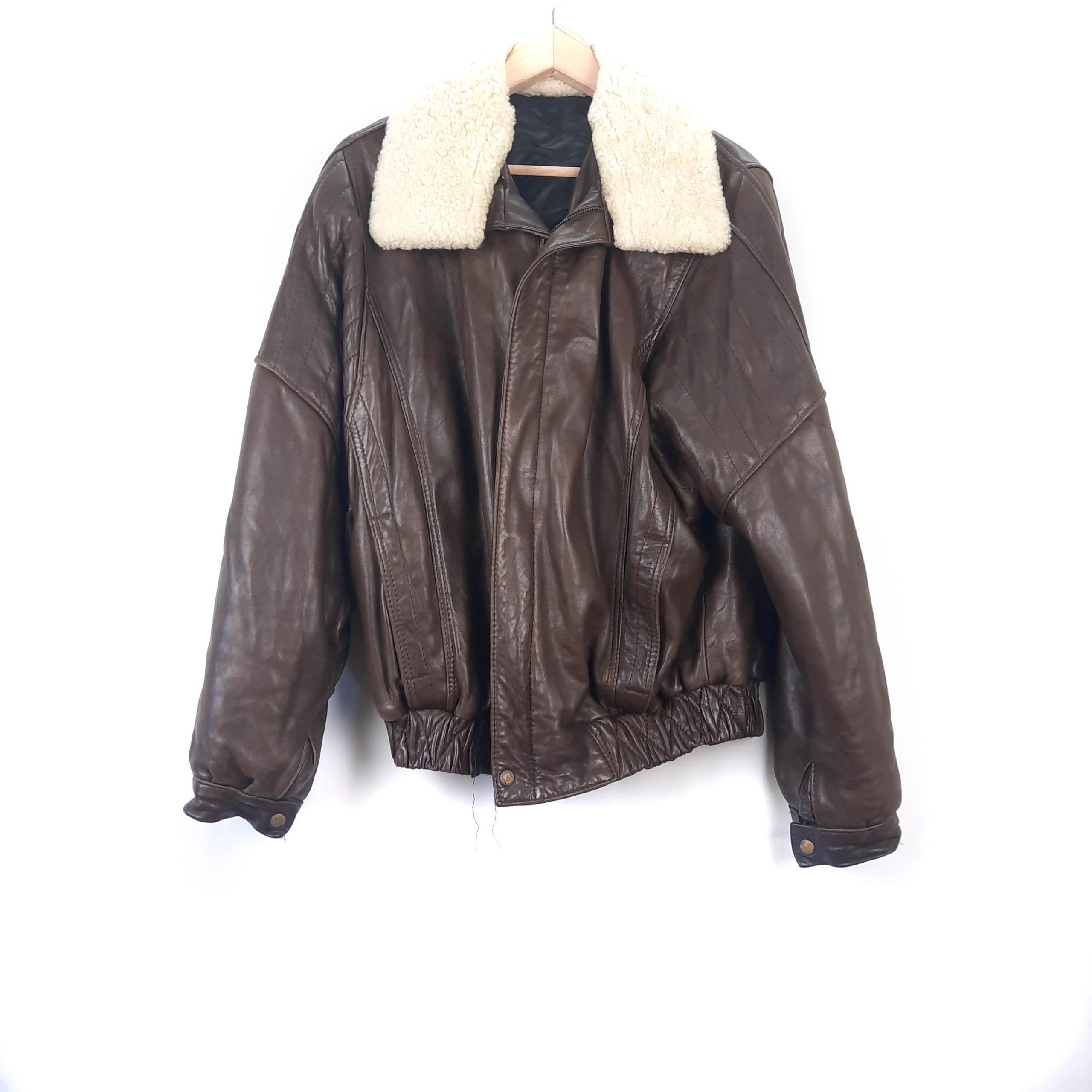 Cazadora 100% piel cuello de borrego desmontable