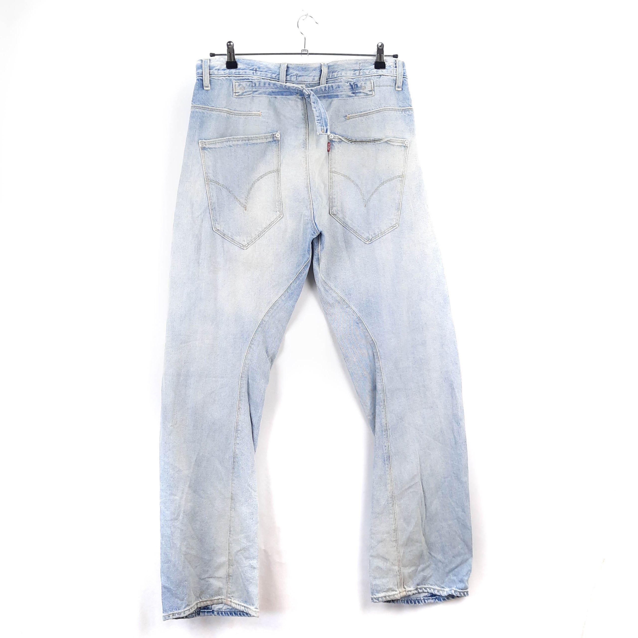 Levi's Engineered Jeans Talla ESPAÑA 46 W34 de Segunda Mano