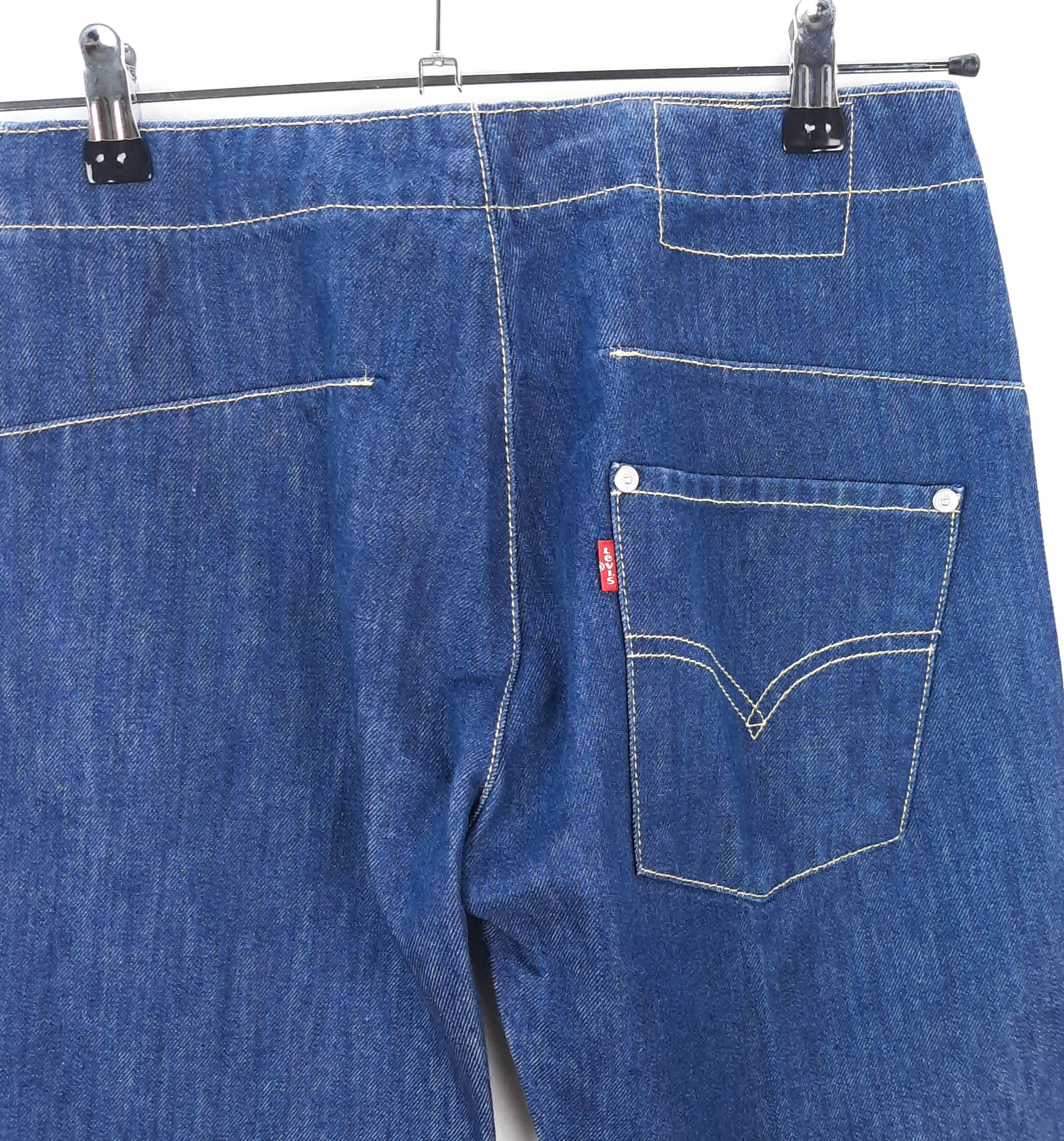 Levi's Engineered Jeans Talla ESPAÑA 36-38 W28 de Segunda Mano