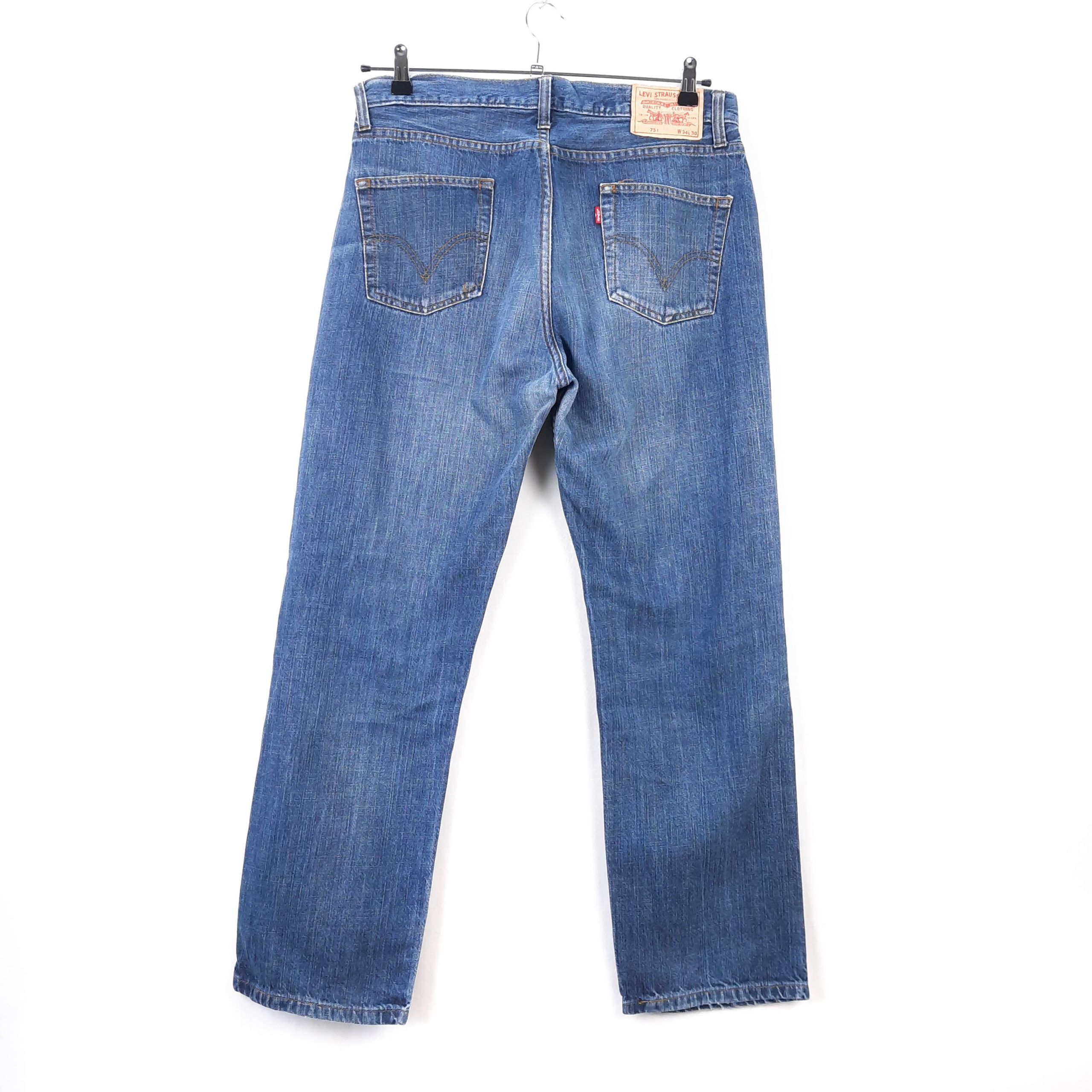 Levi's 751 Talla ESPAÑA 44 W34 de Segunda Mano