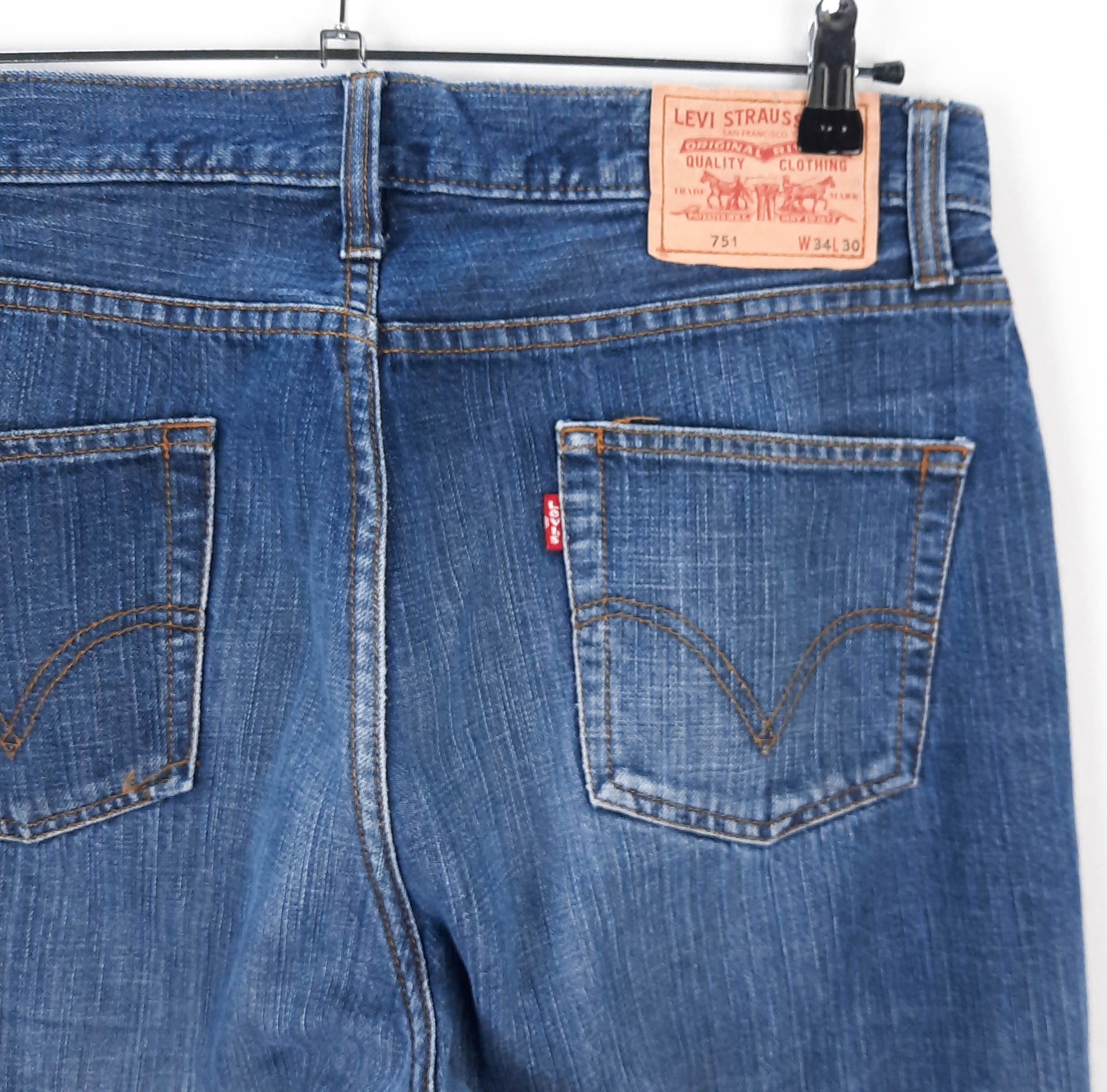 Levi's 751 Talla ESPAÑA 44 W34 de Segunda Mano