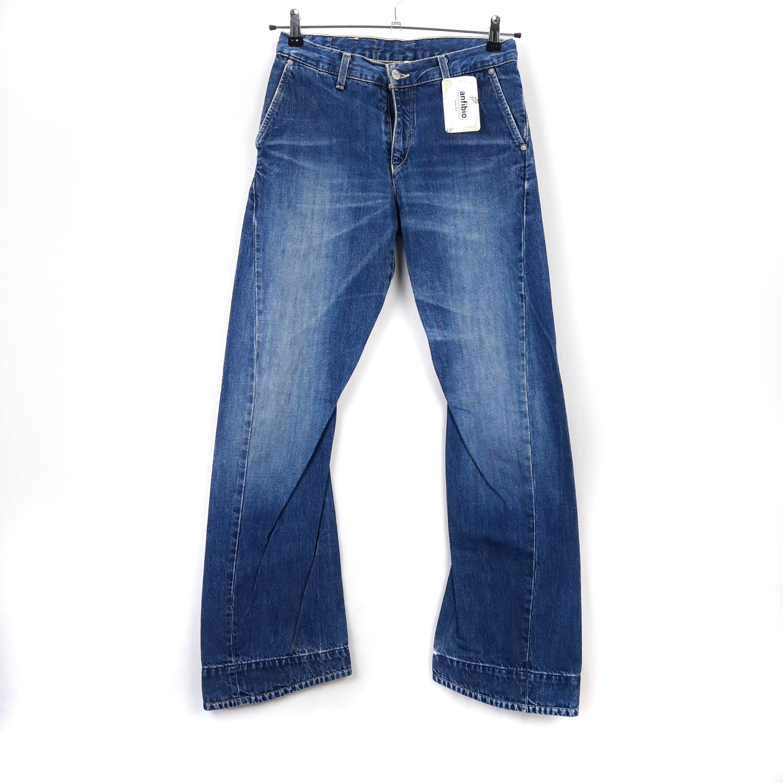Levi's Engineered Jeans Talla ESPAÑA 38-40 W29 de Segunda Mano