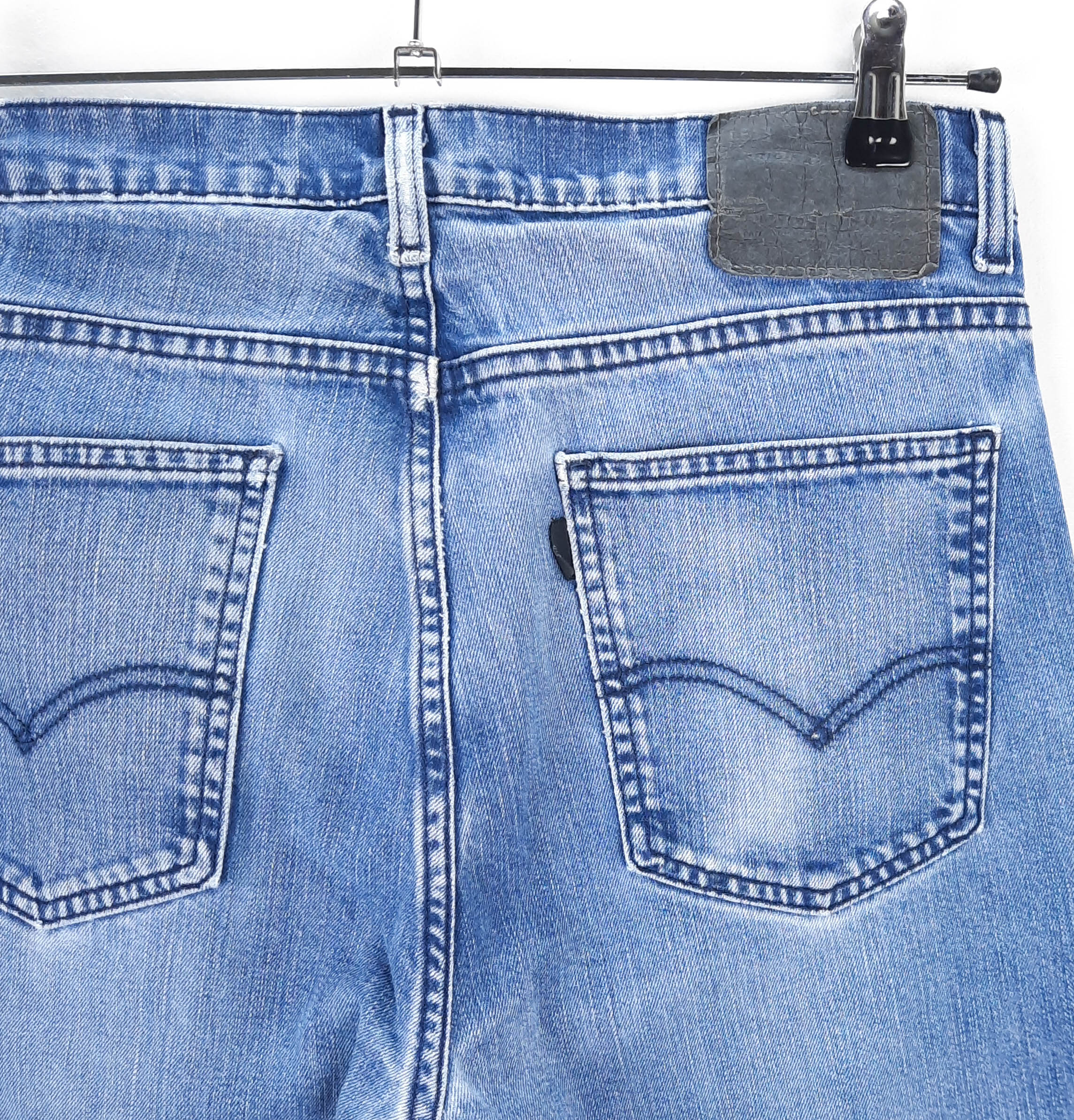 Levi's 520 Talla ESPAÑA 42 W31 de Segunda Mano