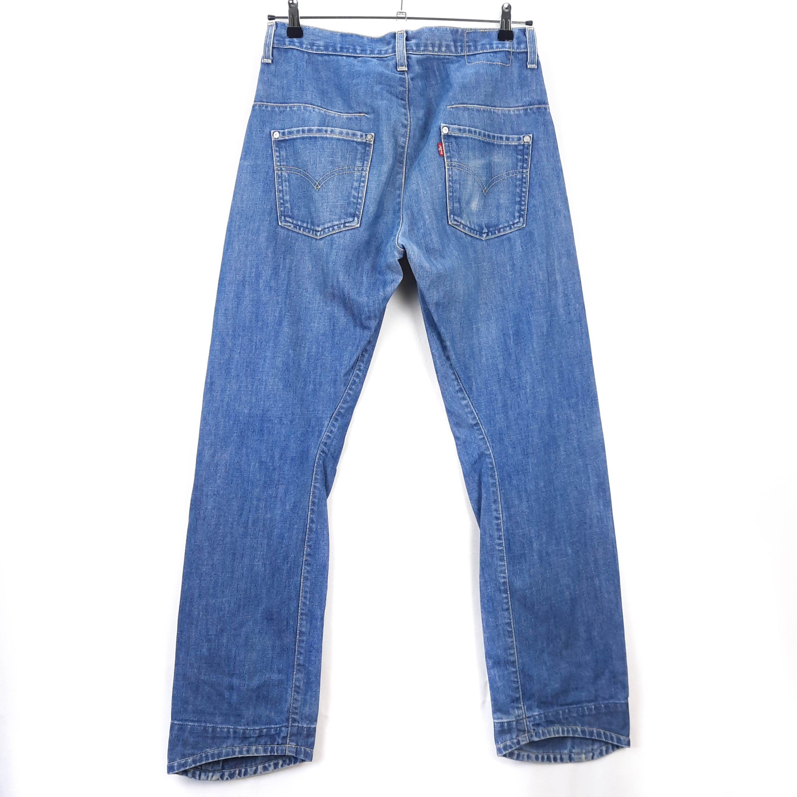 Levi's Engineered Jeans Talla ESPAÑA 40-42 W31 de Segunda Mano