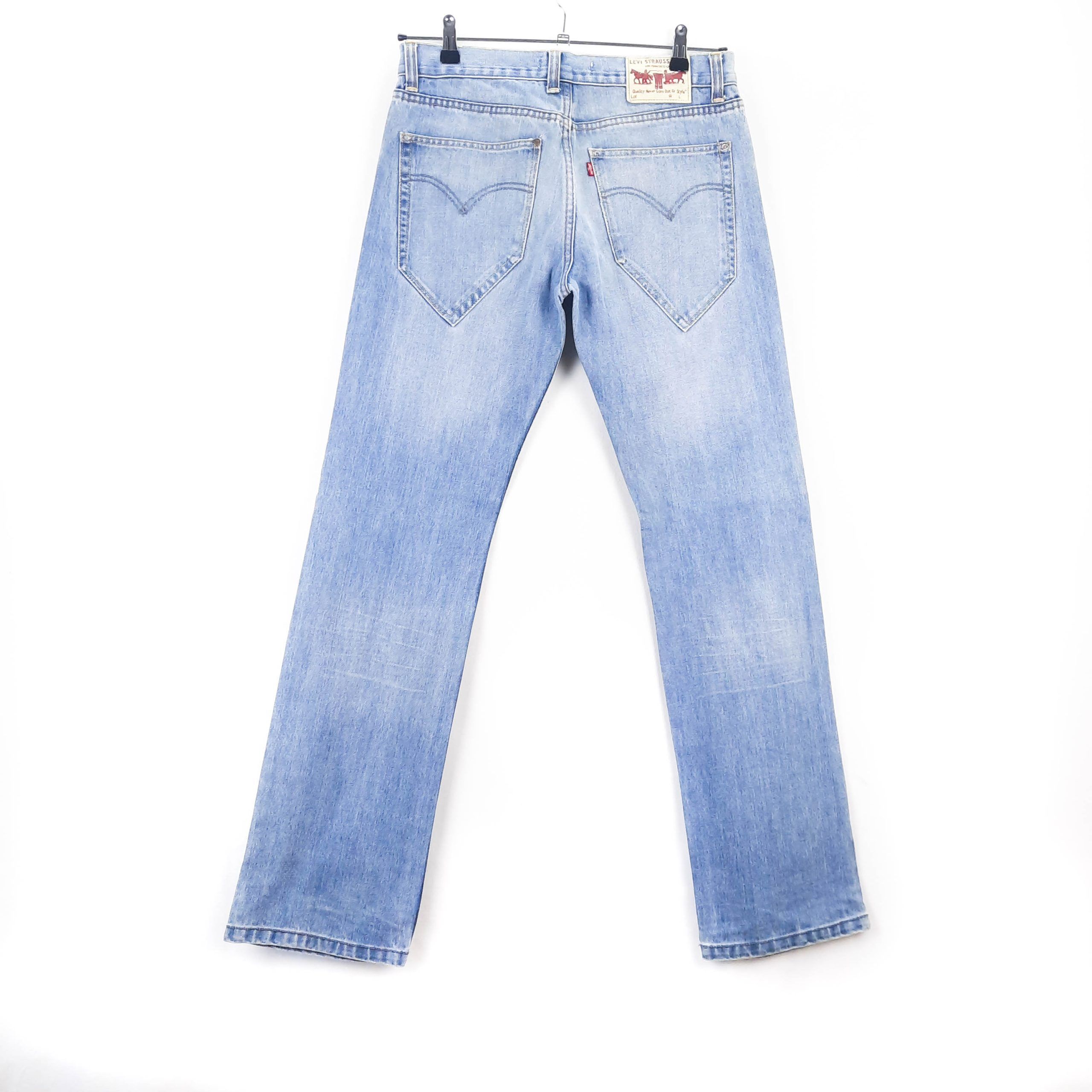 Levi's 504 Straight Talla ESPAÑA 42 W32 de Segunda Mano