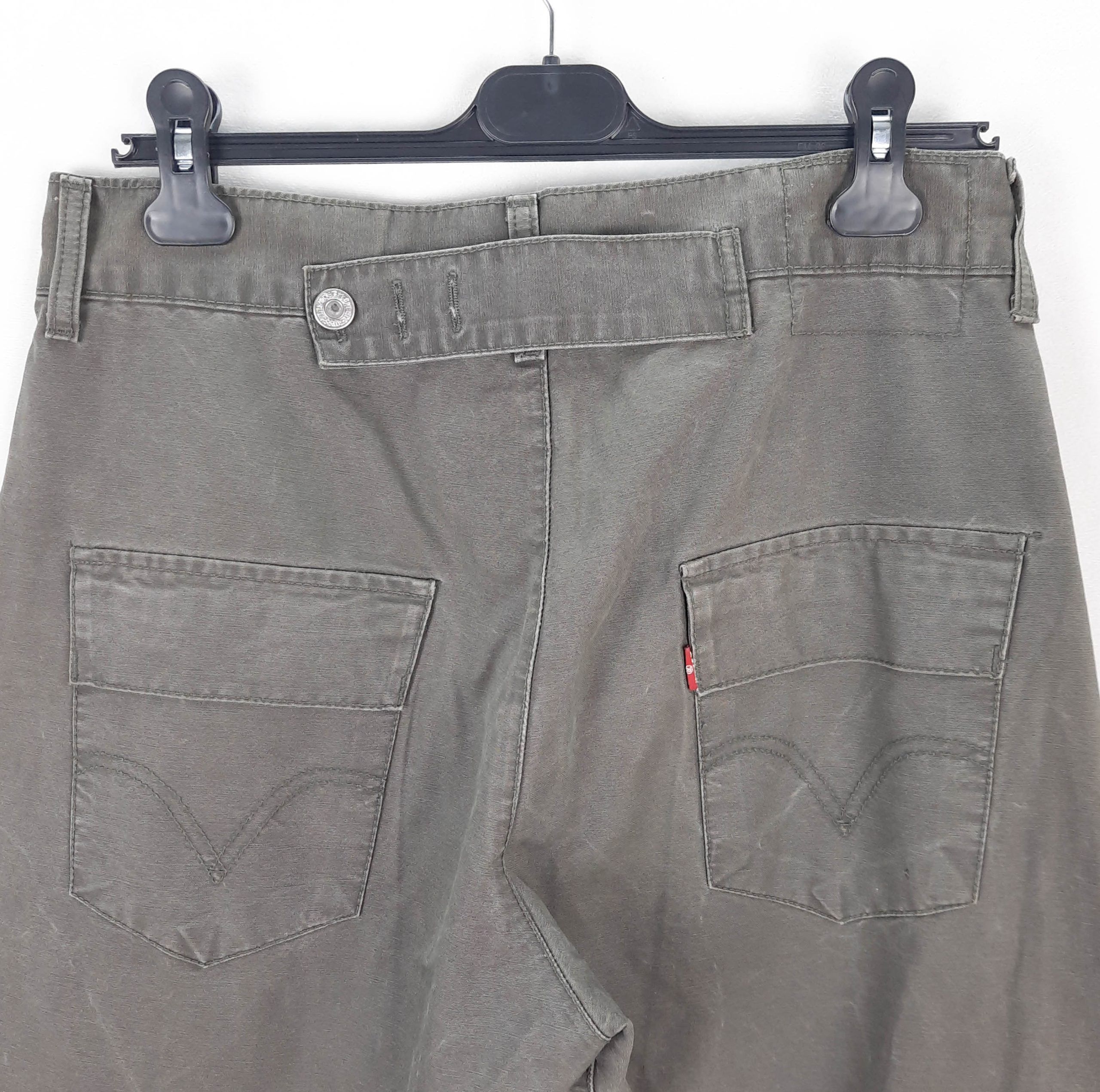 Levi's Engineered Jeans Chinos Talla ESPAÑA 40-42 W28 de Segunda Mano