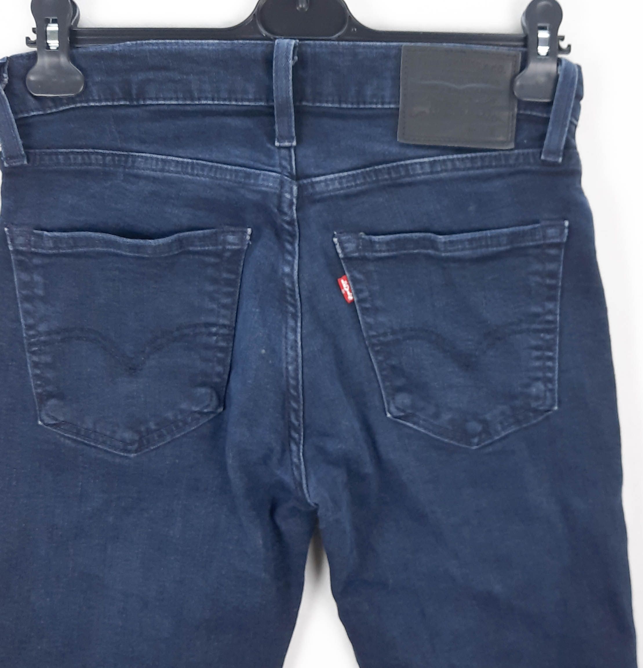 Levi's 511 Talla ESPAÑA 38-40 W30 de Segunda Mano