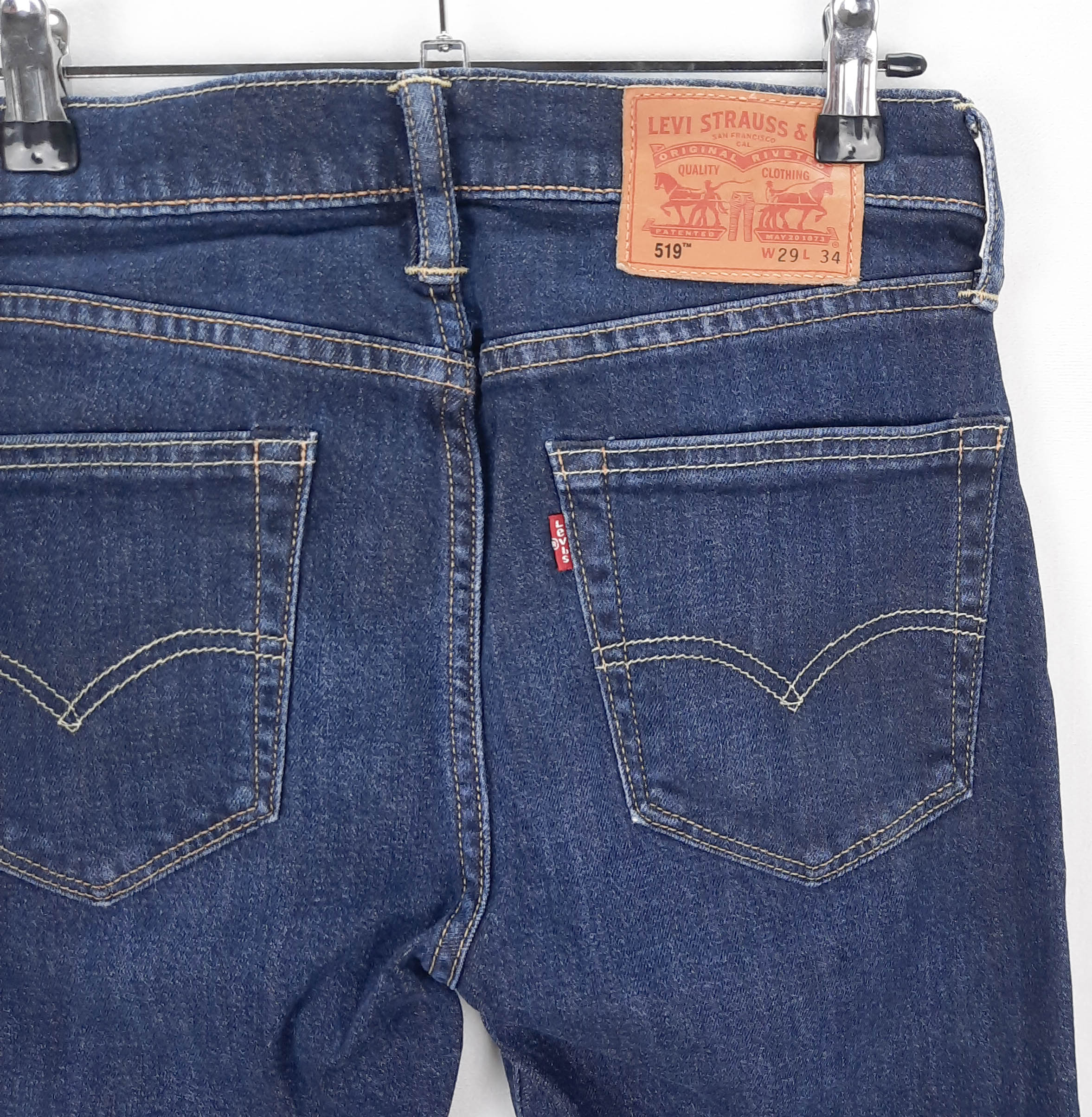 Levi's 519 Talla ESPAÑA 36-38 W29 de Segunda Mano