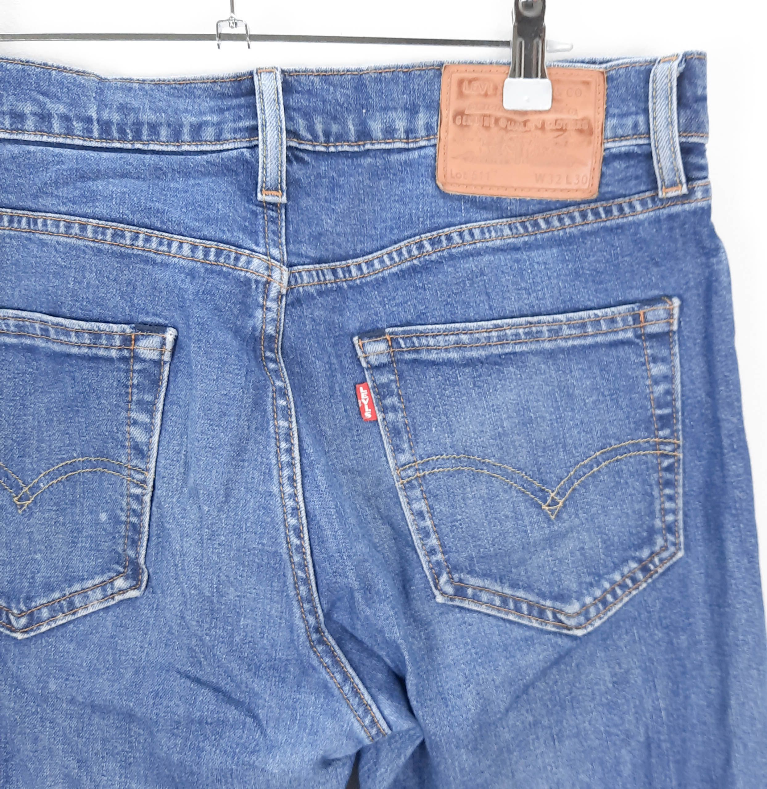 Levi's 511 Talla ESPAÑA 42 W32 de Segunda Mano