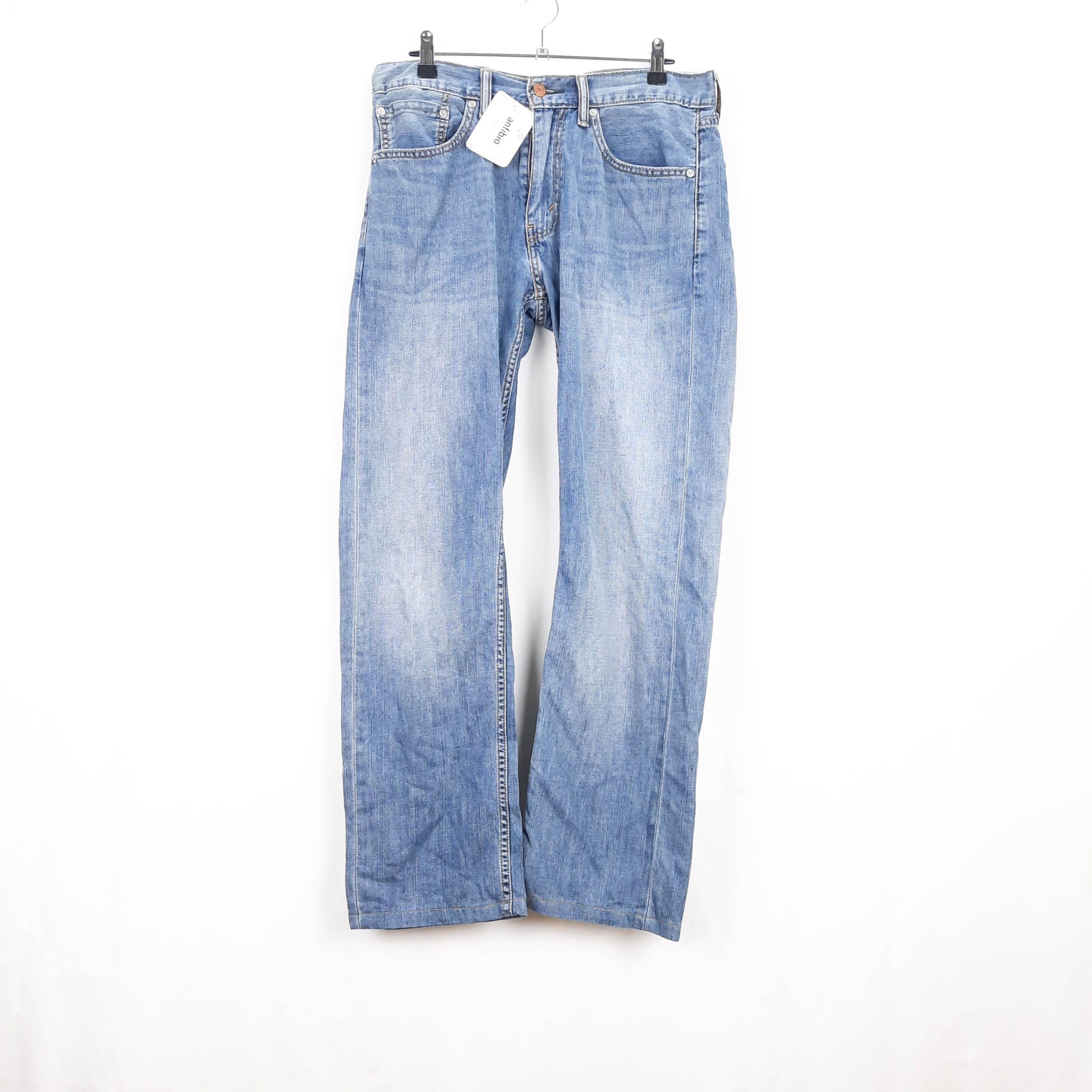 Levi's 505 Talla ESPAÑA 42 W31 de Segunda Mano