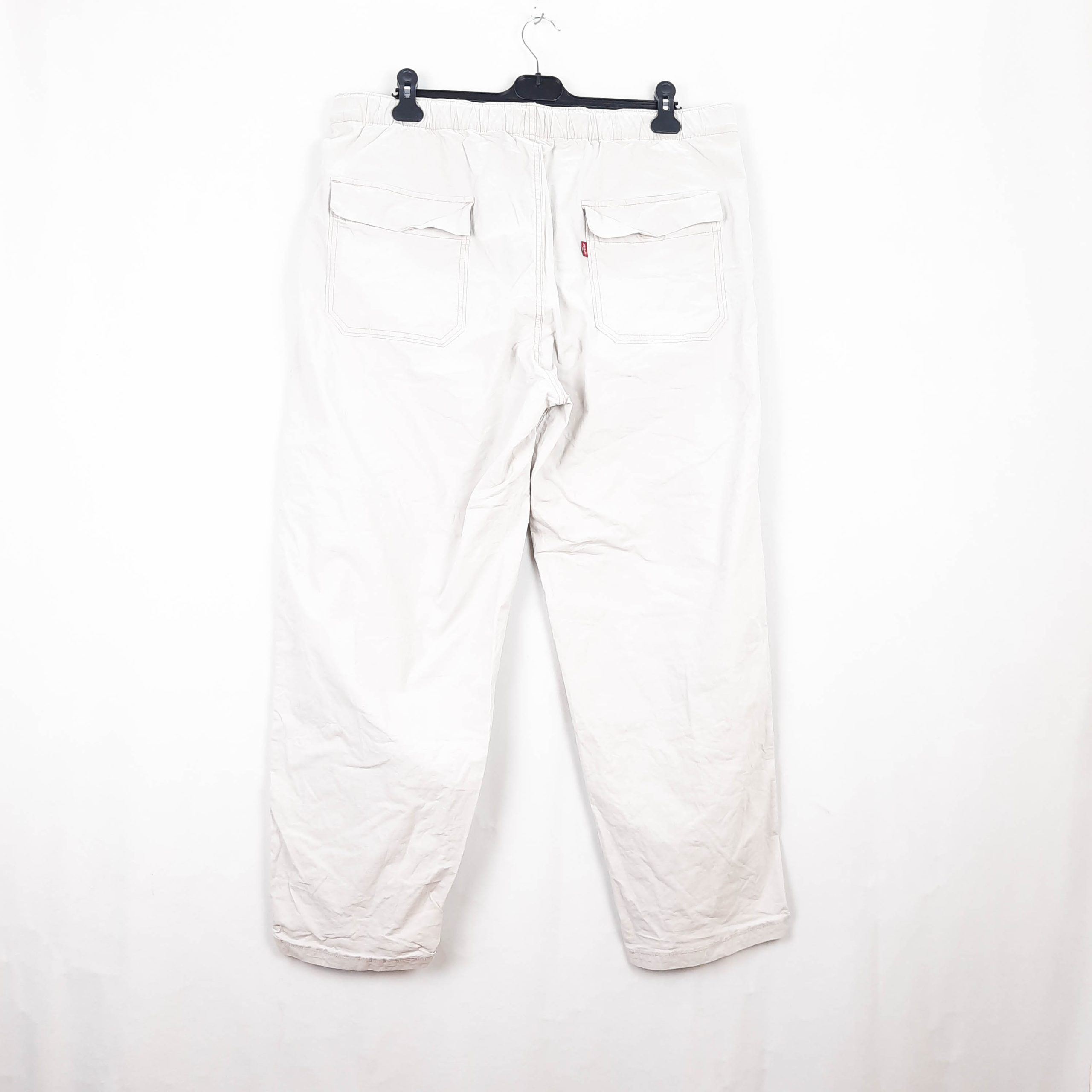 Levi's de tela con goma y cinturón incorporado Talla ESPAÑA 50 de Segunda Mano