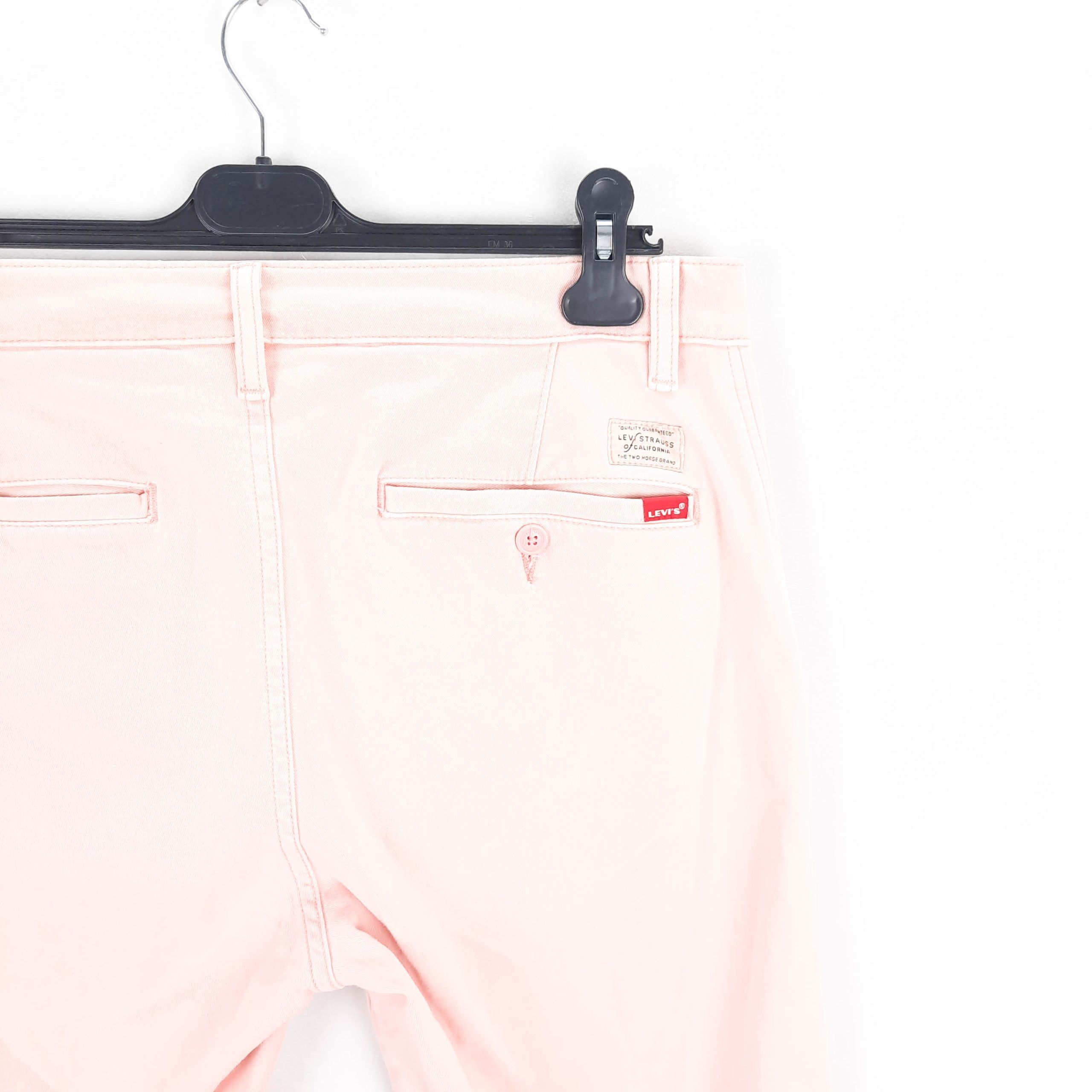 Levi's XX Chino Standard Taper Talla ESPAÑA 42-44 W32 de Segunda Mano