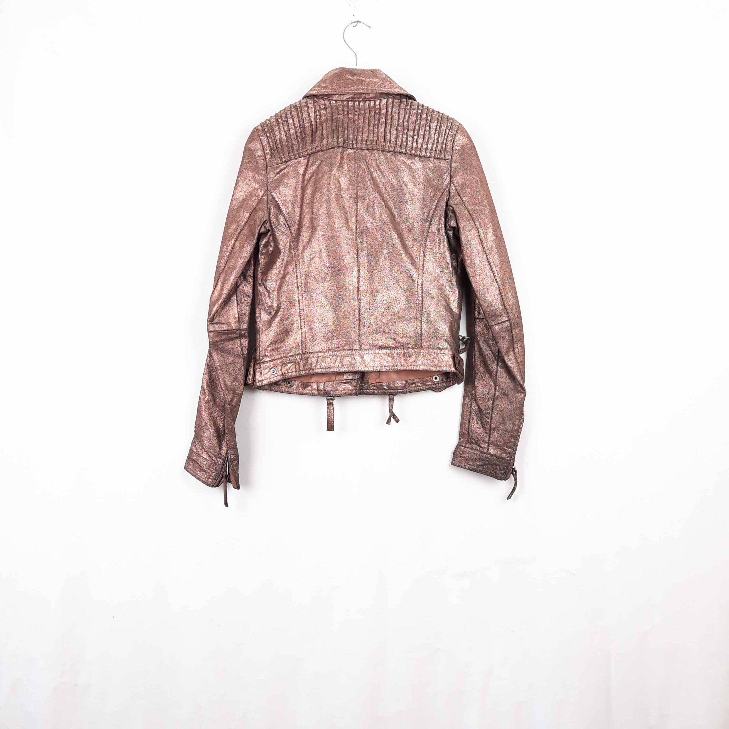 Cazadora 100% piel Bershka Second Skin Wear Talla XS