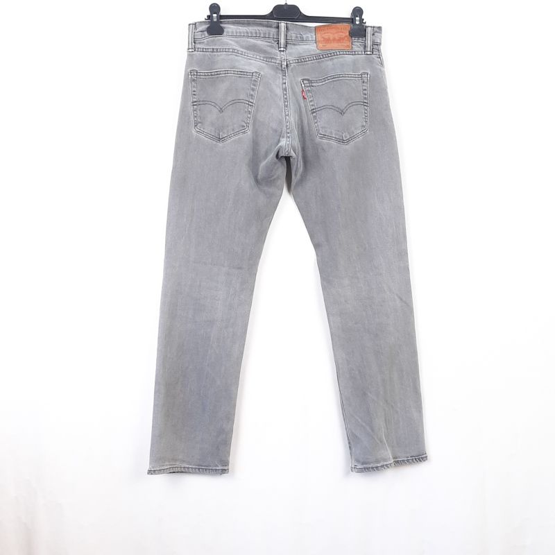 Levi's 504 Talla ESPAÑA 44 W32 de Segunda Mano