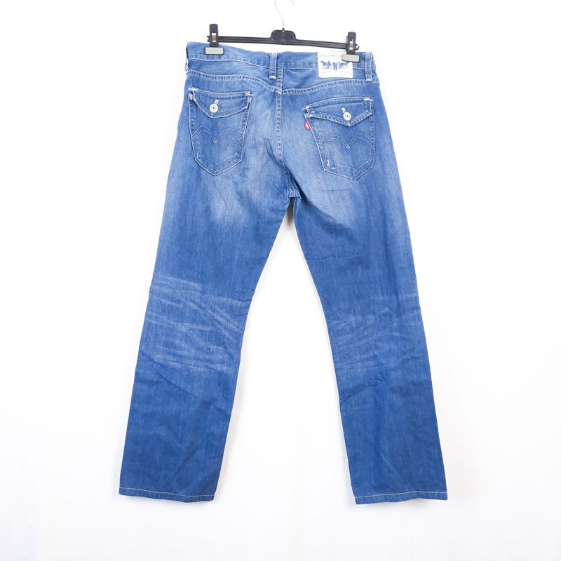 Levi's Edición Especial Talla ESPAÑA 44-46 de Segunda Mano