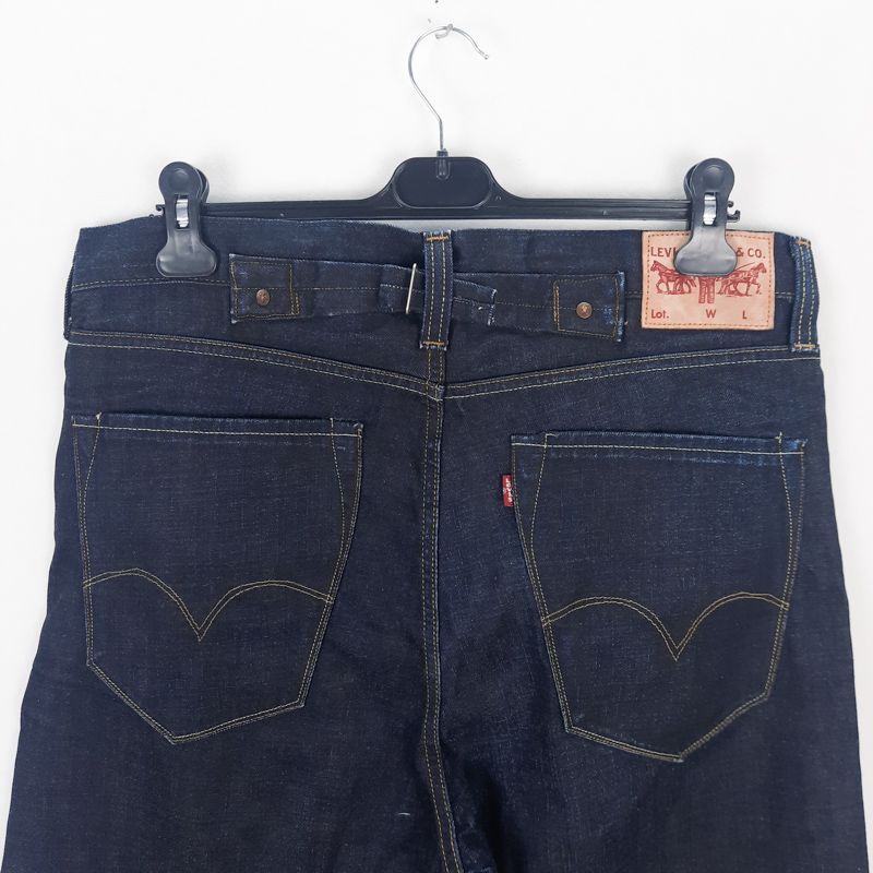 Levi's Talla ESPAÑA 46 W32 de Segunda Mano