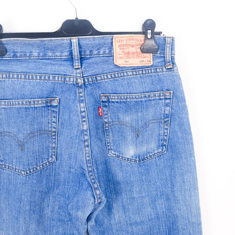 Levi's 751 Talla ESPAÑA 40-42 W31 de Segunda Mano
