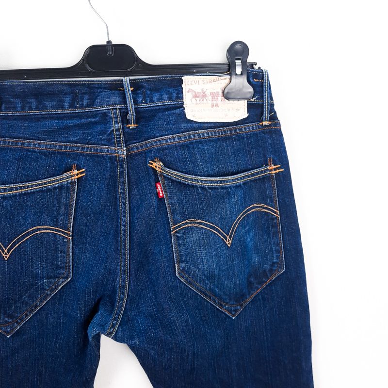 Levi's 504 Straight Talla ESPAÑA 40 W30 de Segunda Mano