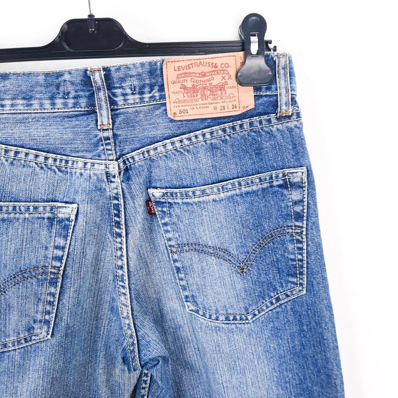 Levi's 501 Eve Aquare Cut Straight Talla ESPAÑA 38-40 W29 de Segunda Mano
