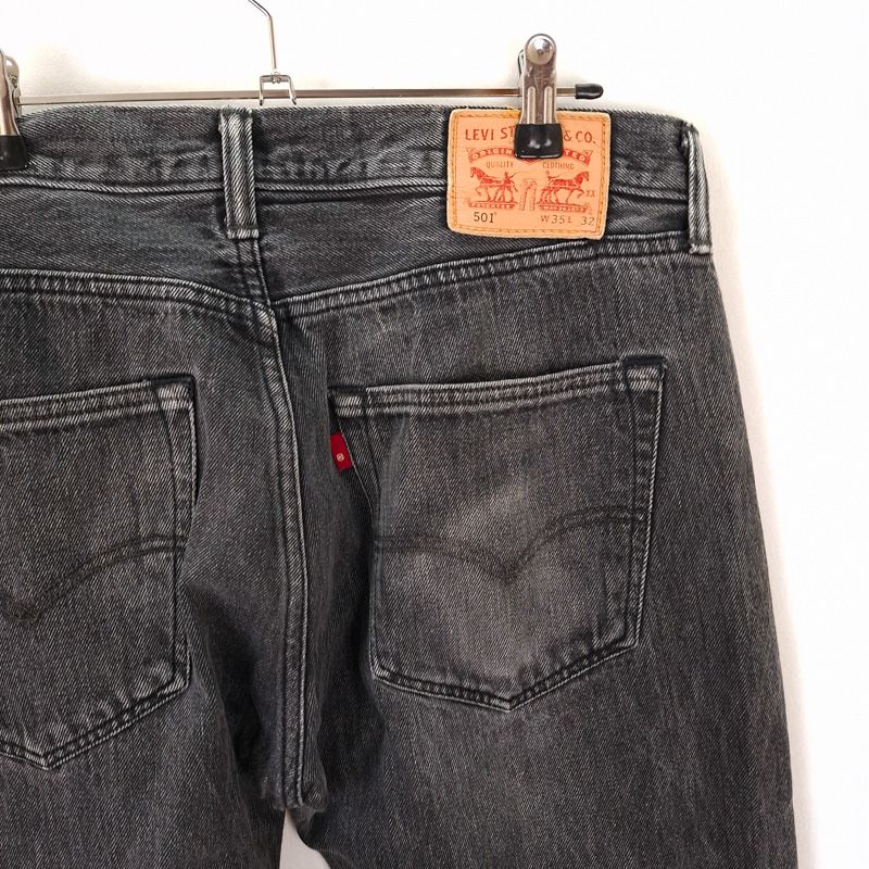 Levi's 501 Talla ESPAÑA 44 W35 de Segunda Mano