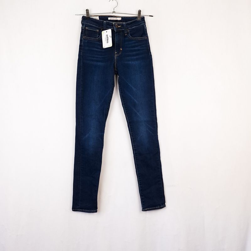 Levi's 721 High Rise Skinny Premium Talla ESPAÑA 32 W25 de Segunda Mano