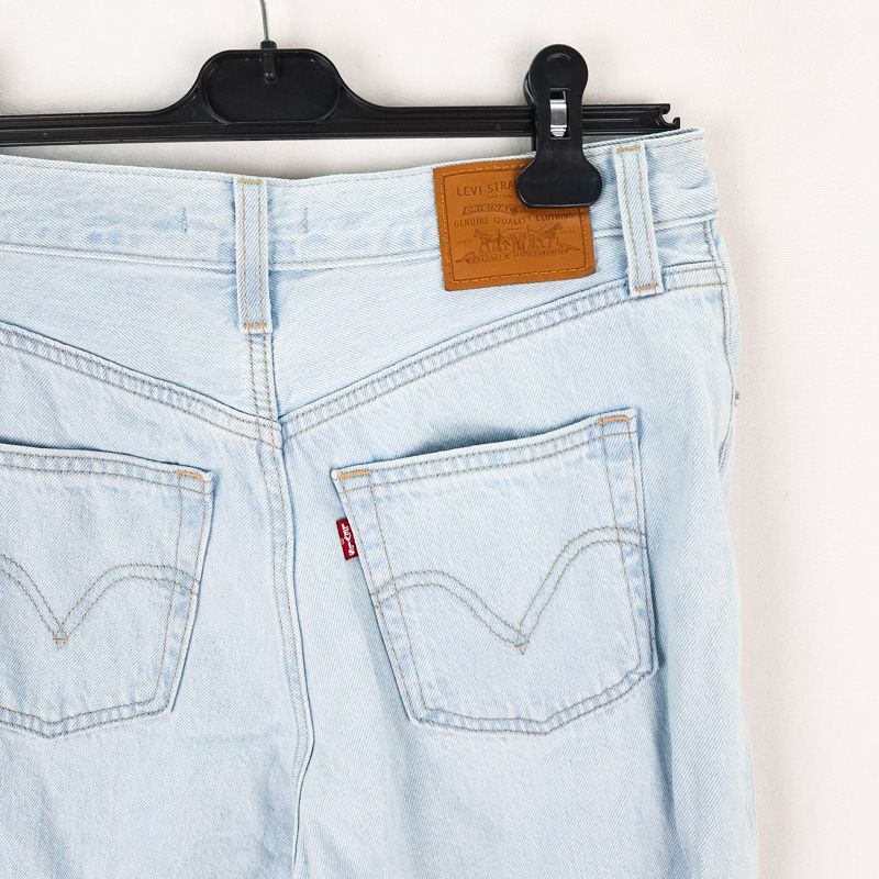 Levi's High Loose Taper Premium Talla ESPAÑA 38 W28 de Segunda Mano