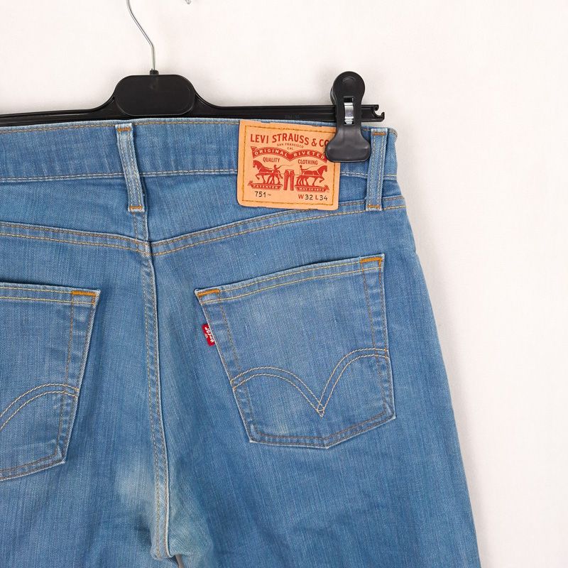 Levi's 751 Talla ESPAÑA 40-42 W32 de Segunda Mano