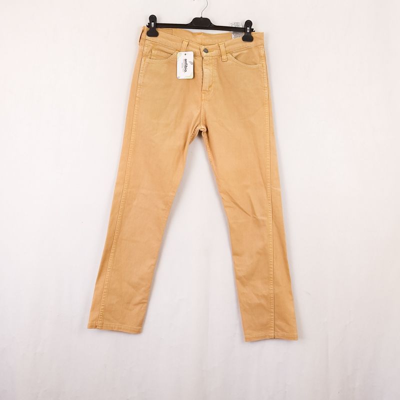 Levi's 508 Talla ESPAÑA 42 W30 de Segunda Mano