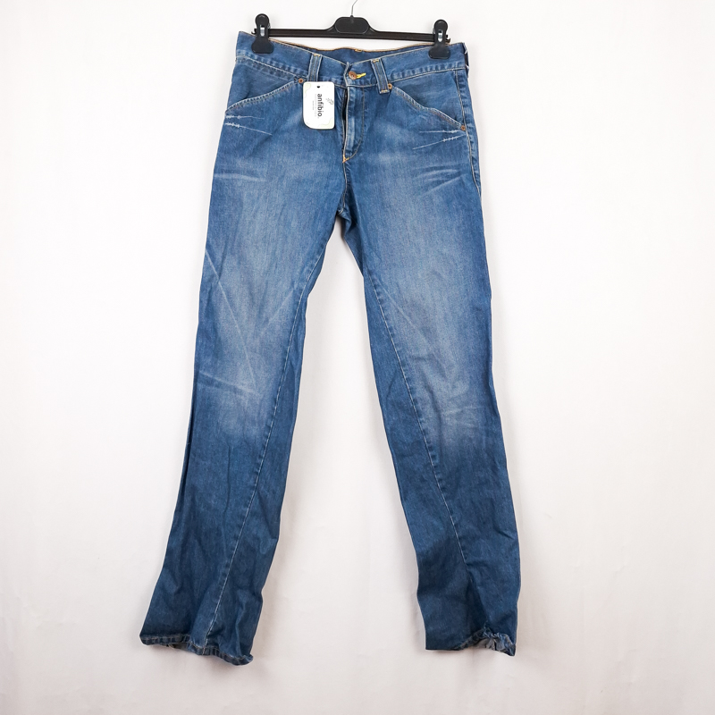 Levi's Engineered Jeans Talla ESPAÑA 42 W32 de Segunda Mano