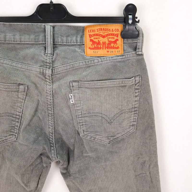 Levi's 511 de pana Talla ESPAÑA 38 W28 de Segunda Mano