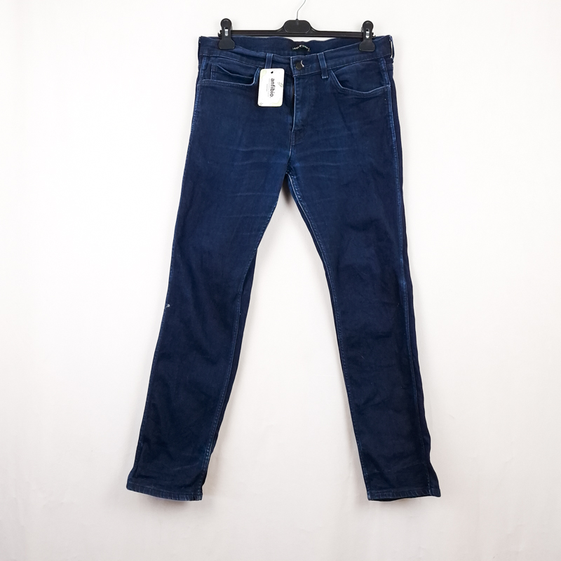 Levi's Line Talla ESPAÑA 44 W34 de Segunda Mano