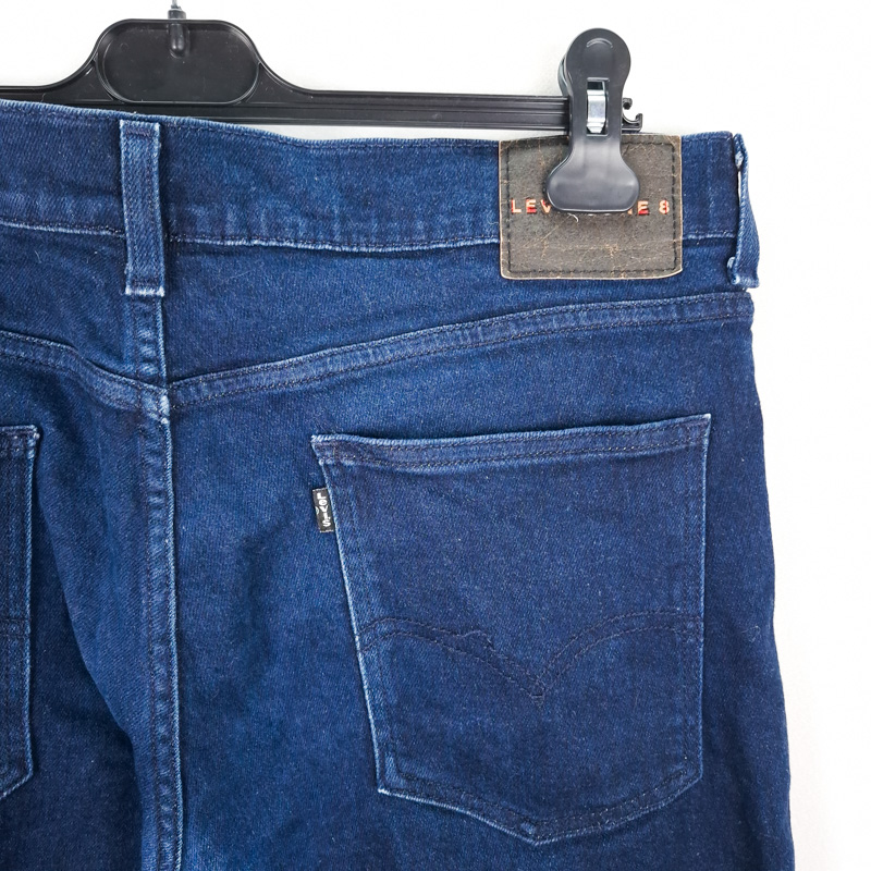 Levi's Line Talla ESPAÑA 44 W34 de Segunda Mano