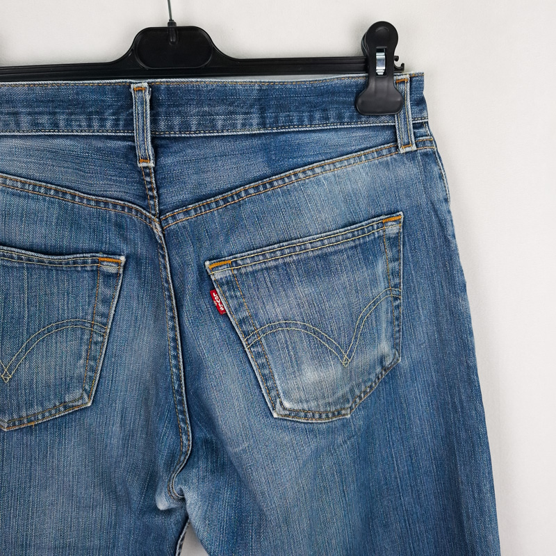 Levi's 501 Talla ESPAÑA 42 W33 de Segunda Mano