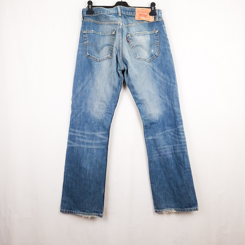 Levi's 501 Talla ESPAÑA 42 W32 de Segunda Mano