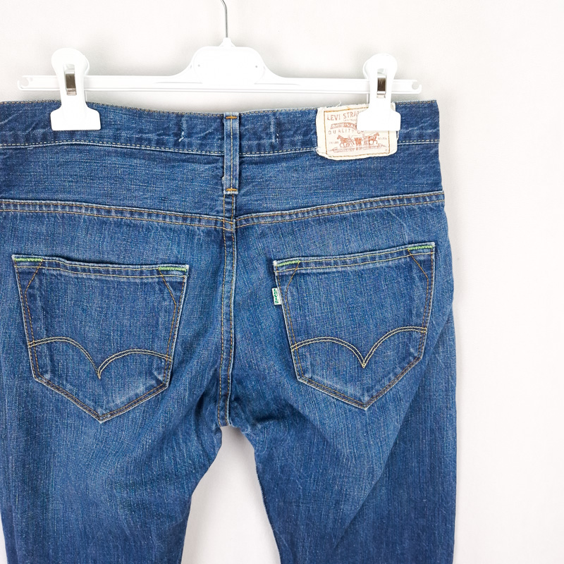 Levi's 504 Straight Talla ESPAÑA 40 W31 de Segunda Mano