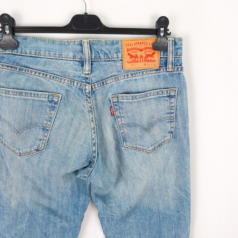 Levi's 511 Talla ESPAÑA 40-42 W30 de Segunda Mano