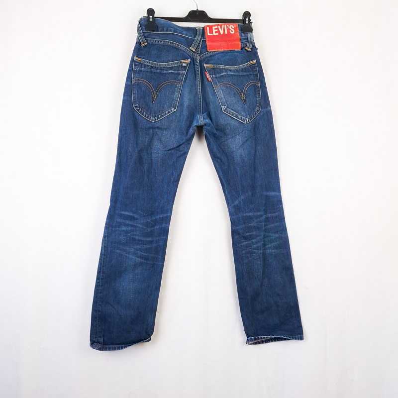 Levi's Edición Especial Talla ESPAÑA 38 W29 de Segunda Mano