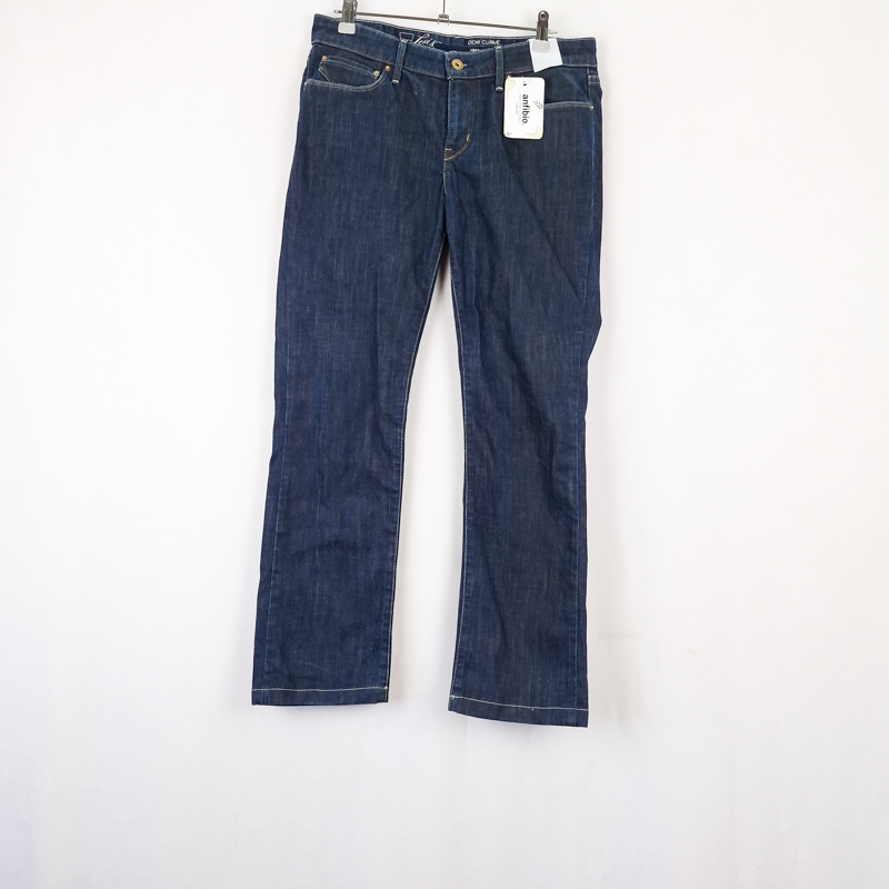 Levi's Demi Curve Straight Leg Talla ESPAÑA 40 W29 de Segunda Mano