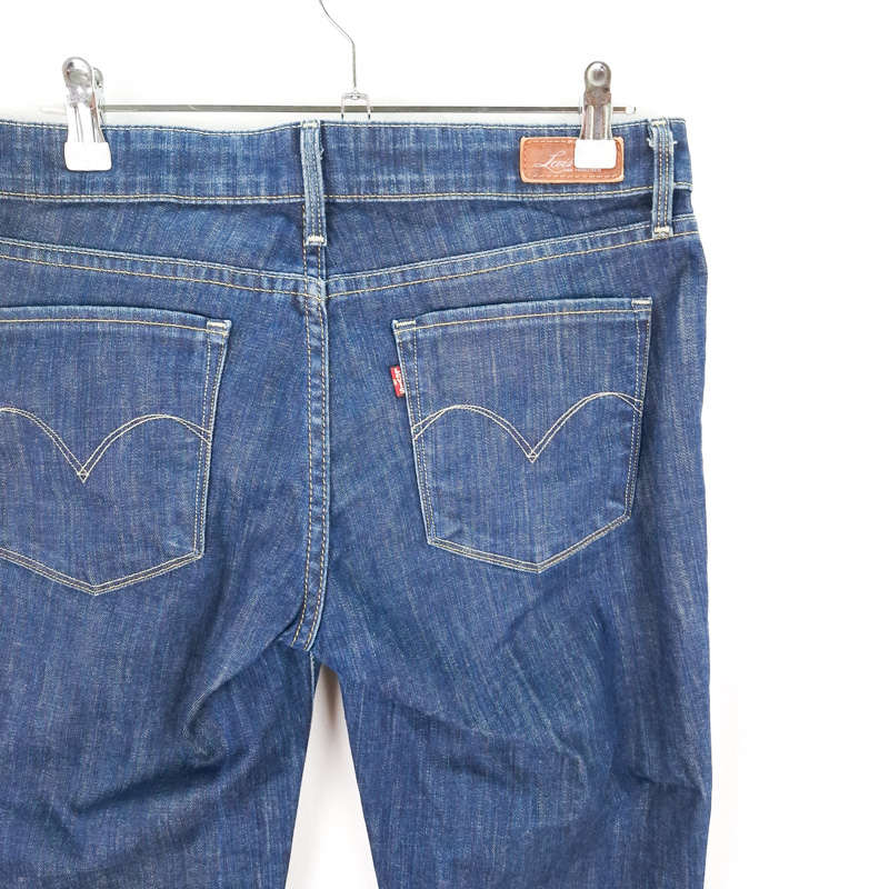 Levi's Demi Curve Straight Leg Talla ESPAÑA 40 W29 de Segunda Mano