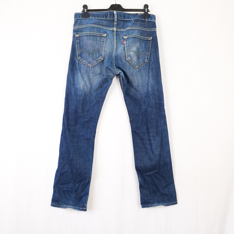 Levi's 504 Straight Talla ESPAÑA 44 W33 de Segunda Mano