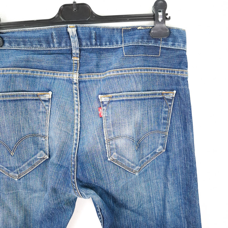 Levi's 504 Straight Talla ESPAÑA 44 W33 de Segunda Mano