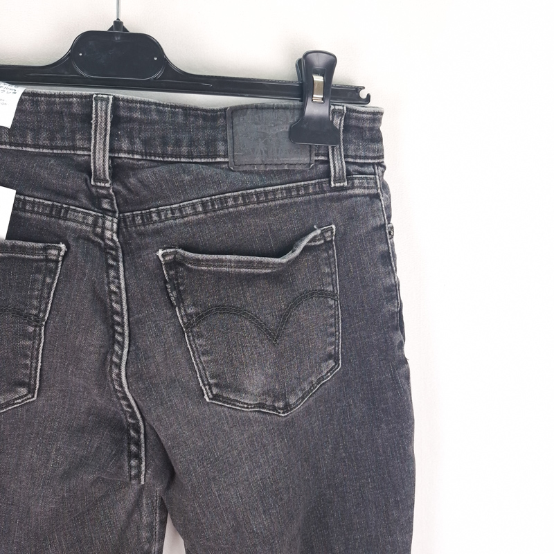 Levi's 711 Skinny Talla ESPAÑA 36-38 W27 de Segunda Mano