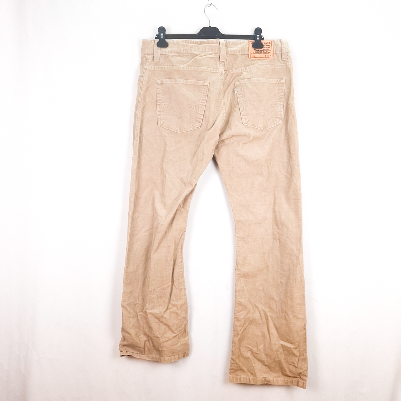 Levi's 512 de pana White Tab Talla ESPAÑA 50-52 W38 de Segunda Mano