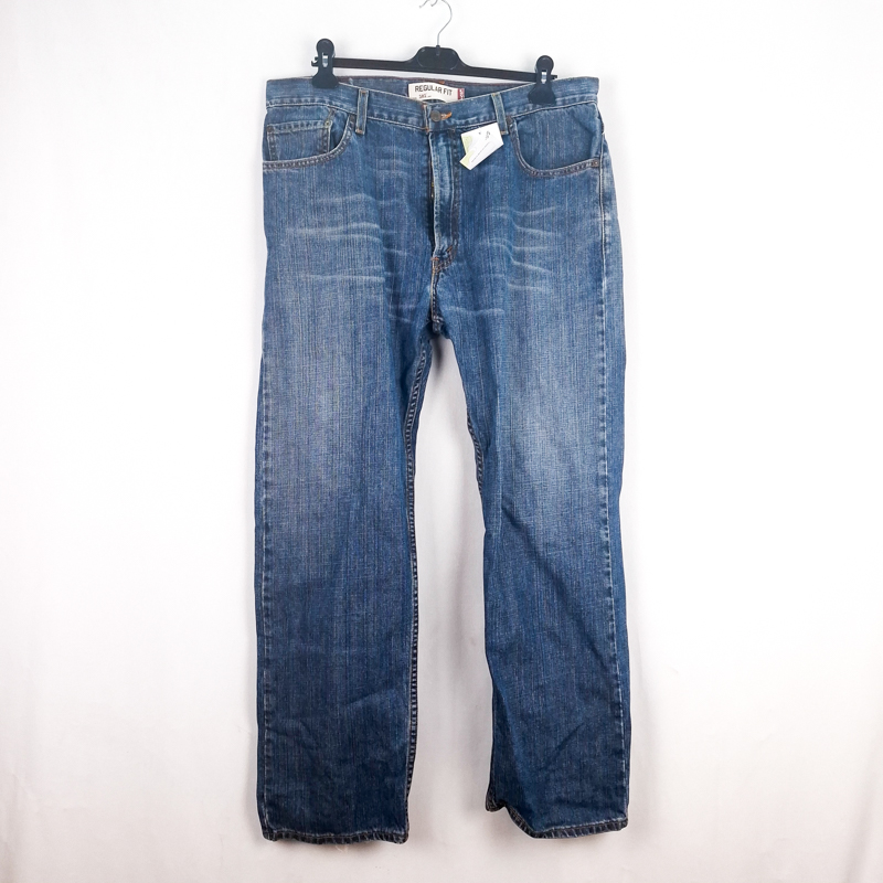Levi's 505 Regular Fit Talla ESPAÑA 48 W36 de Segunda Mano