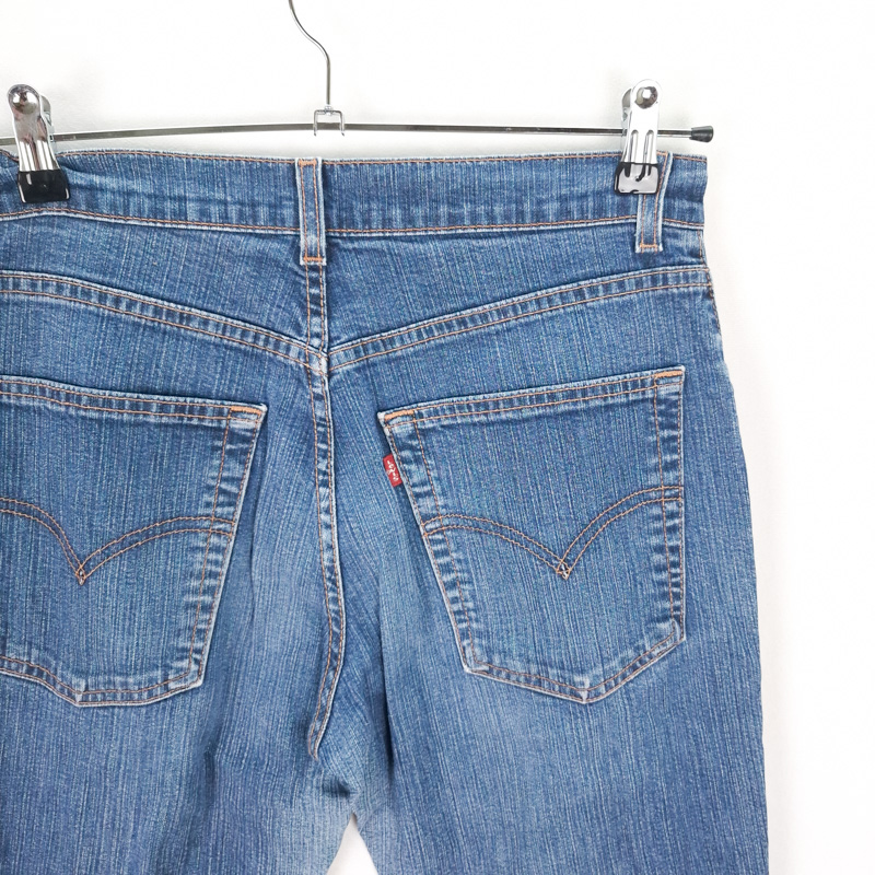 Levi's 525 Talla ESPAÑA 40 W32 de Segunda Mano
