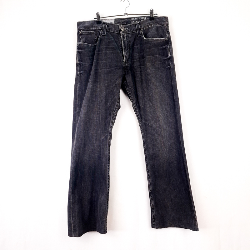 Levi's Relaxed Boot Talla España 44-46 W33 de Segunda Mano