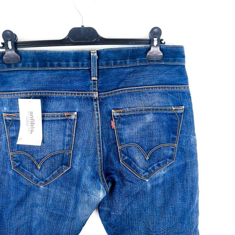 Levi's Talla España 42 de Segunda Mano