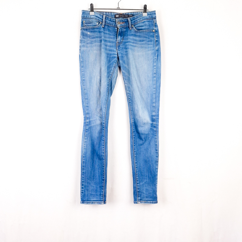 Levi's Demi Curve Talla España 38 W25 de Segunda Mano