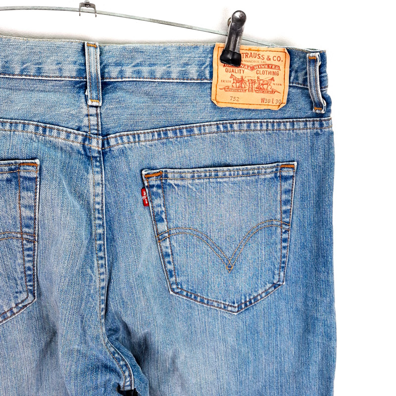 Levi's 752 Talla España 50-52 W38 de Segunda Mano